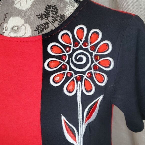 Bob Mackie Black & Red Colorblock Beaded Flower Blouse,  Sz XS - Picture 4 of 8